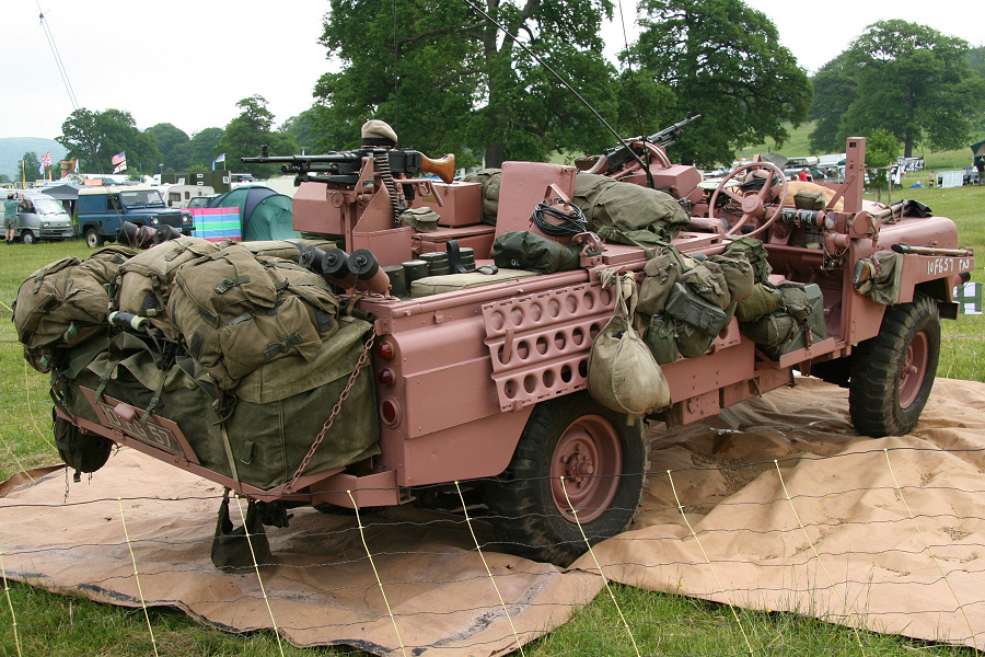 Land Rover SAS Pink Panther